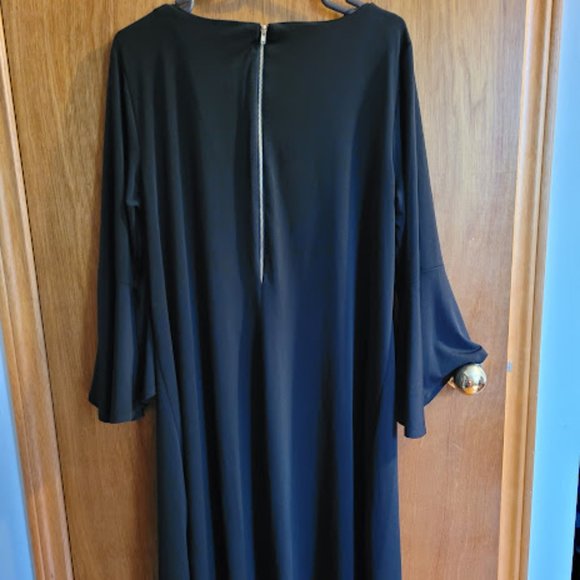 BNWT Additionelle Black Flare Trumpet Sleeve Dress 2x - Picture 6 of 9